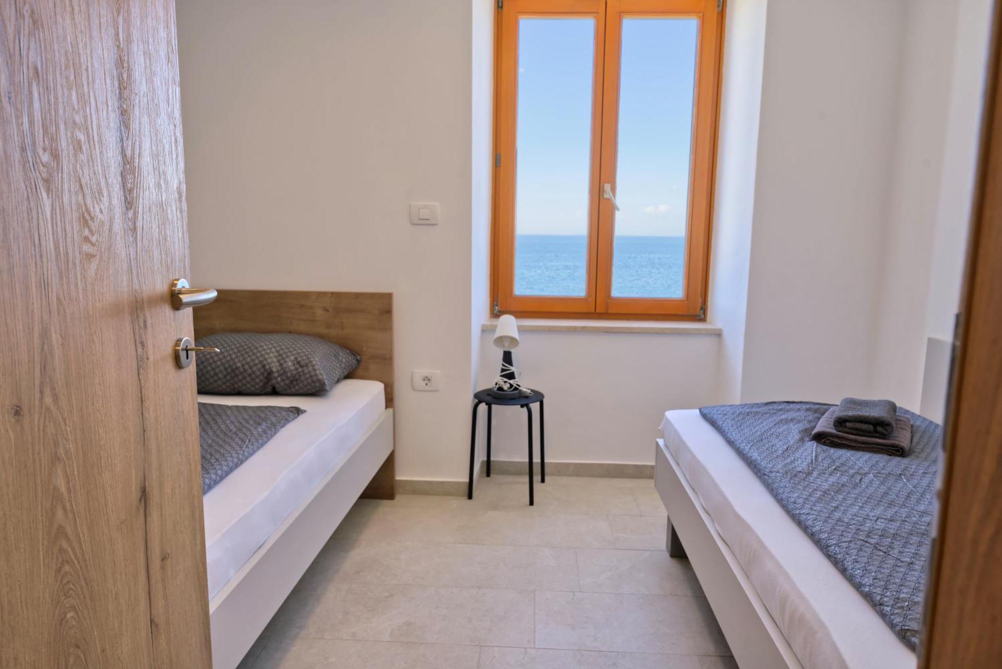 Apartments Punta Piran Eksteriør bilde